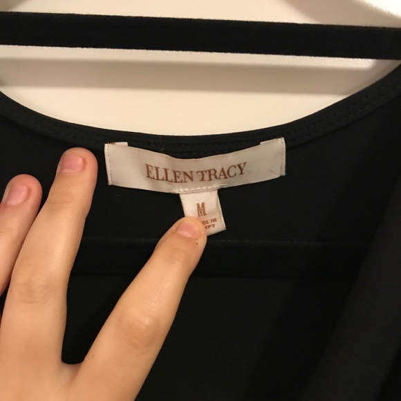 NWT scoop neck Ellen Tracy top - Picture 2 of 3